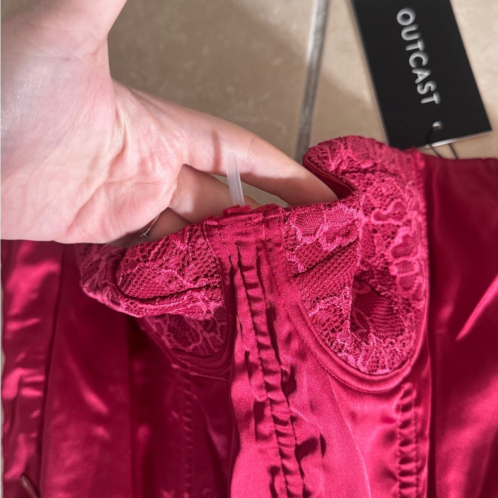 Outcast Summei Corset Top in Burgundy Crop (NWT, M) - Picture 5 of 6